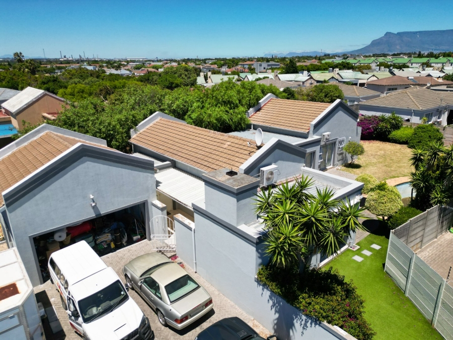 4 Bedroom Property for Sale in Parklands Western Cape